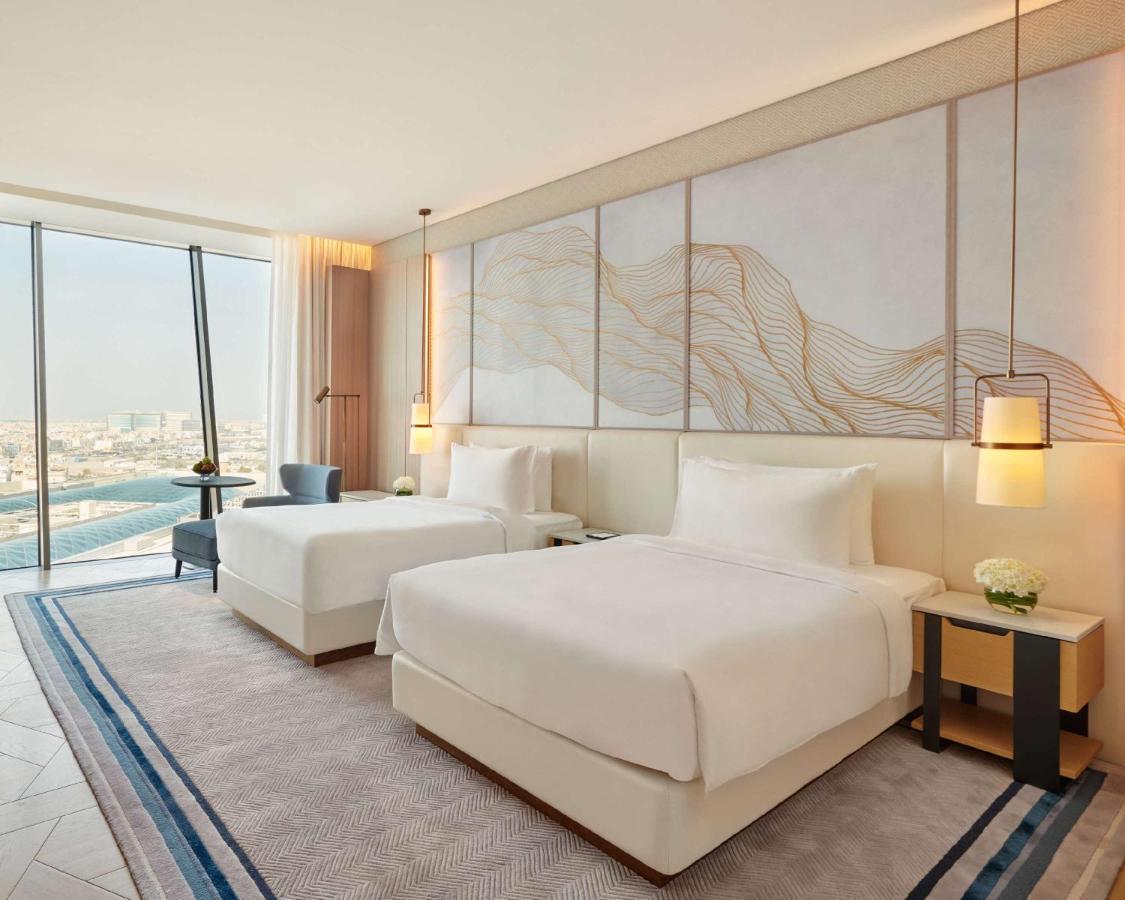 Отель Grand Hyatt Kuwait Кувейт Экстерьер фото Deluxe room