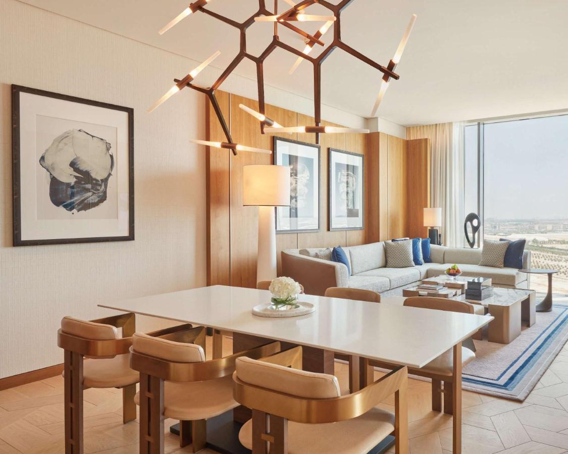 Отель Grand Hyatt Kuwait Кувейт Экстерьер фото A suite at the Ritz-Carlton, DIFC