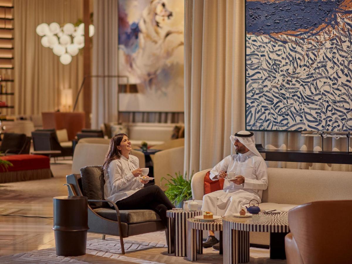 Отель Grand Hyatt Kuwait Кувейт Экстерьер фото The lounge at the airport