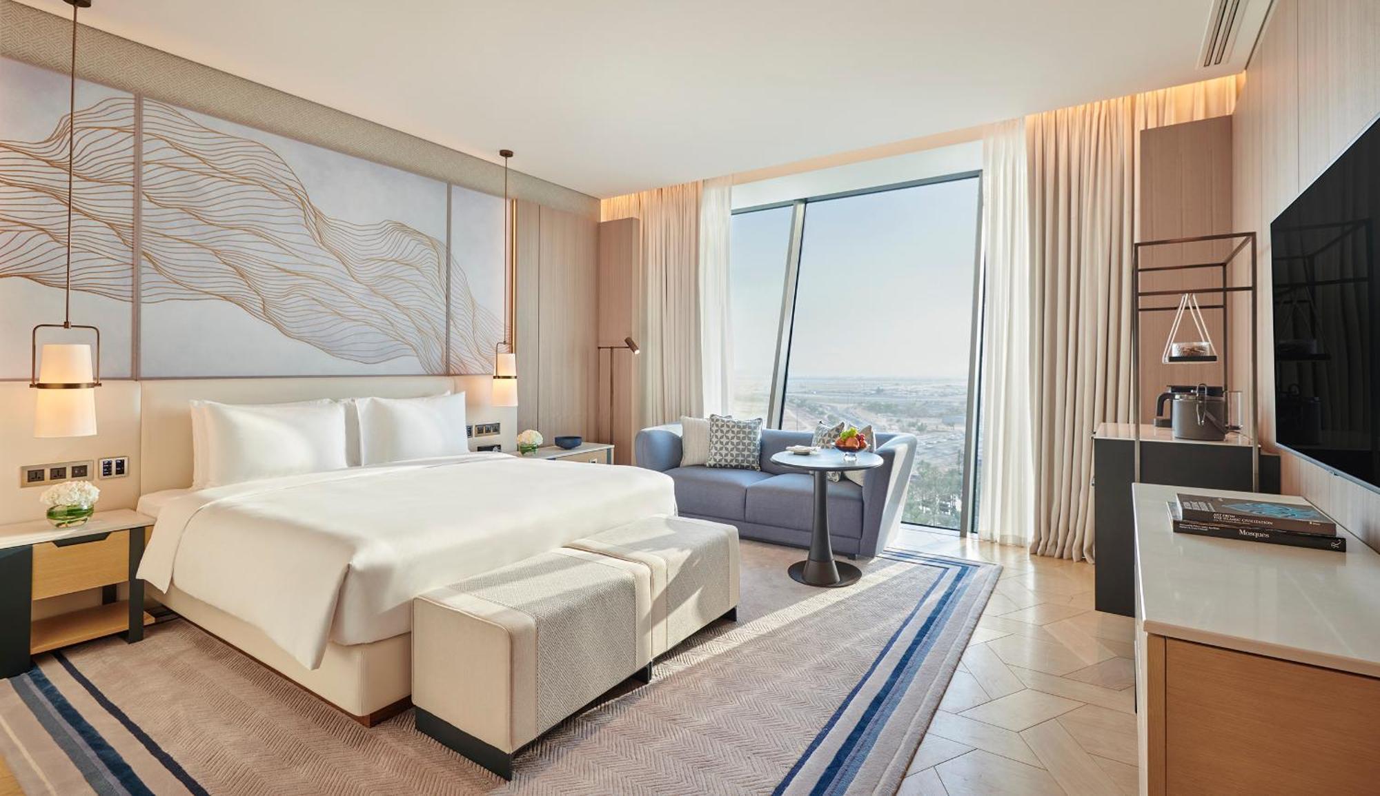 Отель Grand Hyatt Kuwait Кувейт Экстерьер фото A bedroom at the hotel